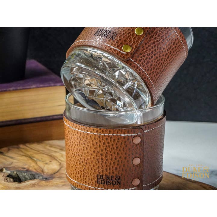Duke and Edison - Wholesale Decanter - Italian Leather Whiskey Decanter Gift Set - Whiskey Brown3