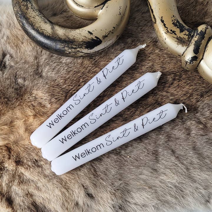 Labelgeluk - Wholesale Taps toelopende kaars/kandelaar - Tekstkaars | Welkom Sint & Piet | Sinterklaas