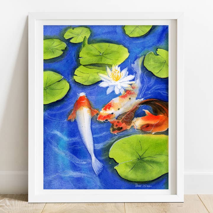 Impression d'art Koi Fish - Impression d'art giclée d'art de lotus japonais pour la vente par Zoee Xiao Artworks