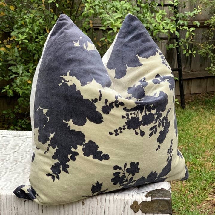 Glamthread - Wholesale Throw pillow cover - 100% Cotton Velvet Cushion Cover - Boho Luxe1