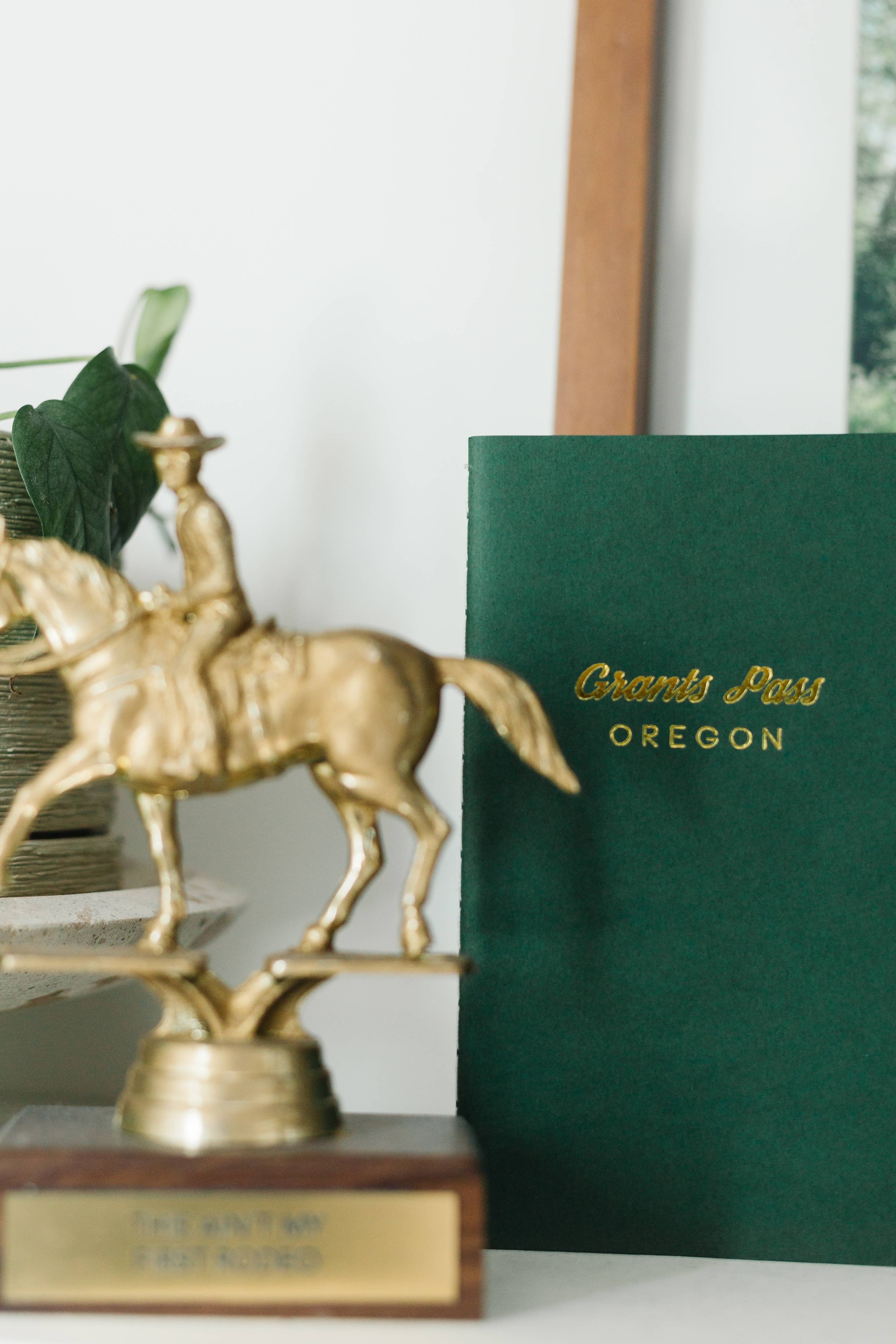 Studio Portmanteau - Vente Cahiers - Mini carnet de notes au point de selle gaufré avec texte personnalisé12