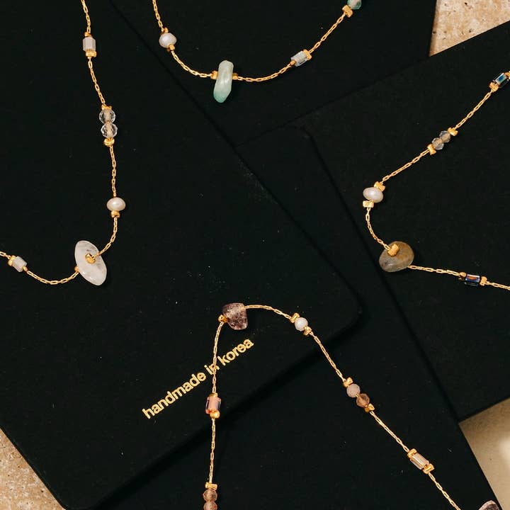 Anarchy Street - Wholesale Link & Chain Necklace - Pearl And Chip Stone Station Beads Chain Necklace4