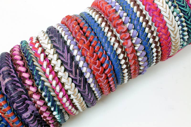 Western Counties Wholesale – wholesale Woven/braided bracelet – Plain Coloured Leather Wristbands On Tube1