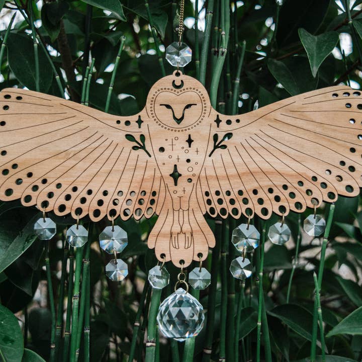 HEX Botanical - Wholesale Suncatcher - Owl Wooden Wall Hanging Bird Suncatcher w/ Crystal Prisms 6