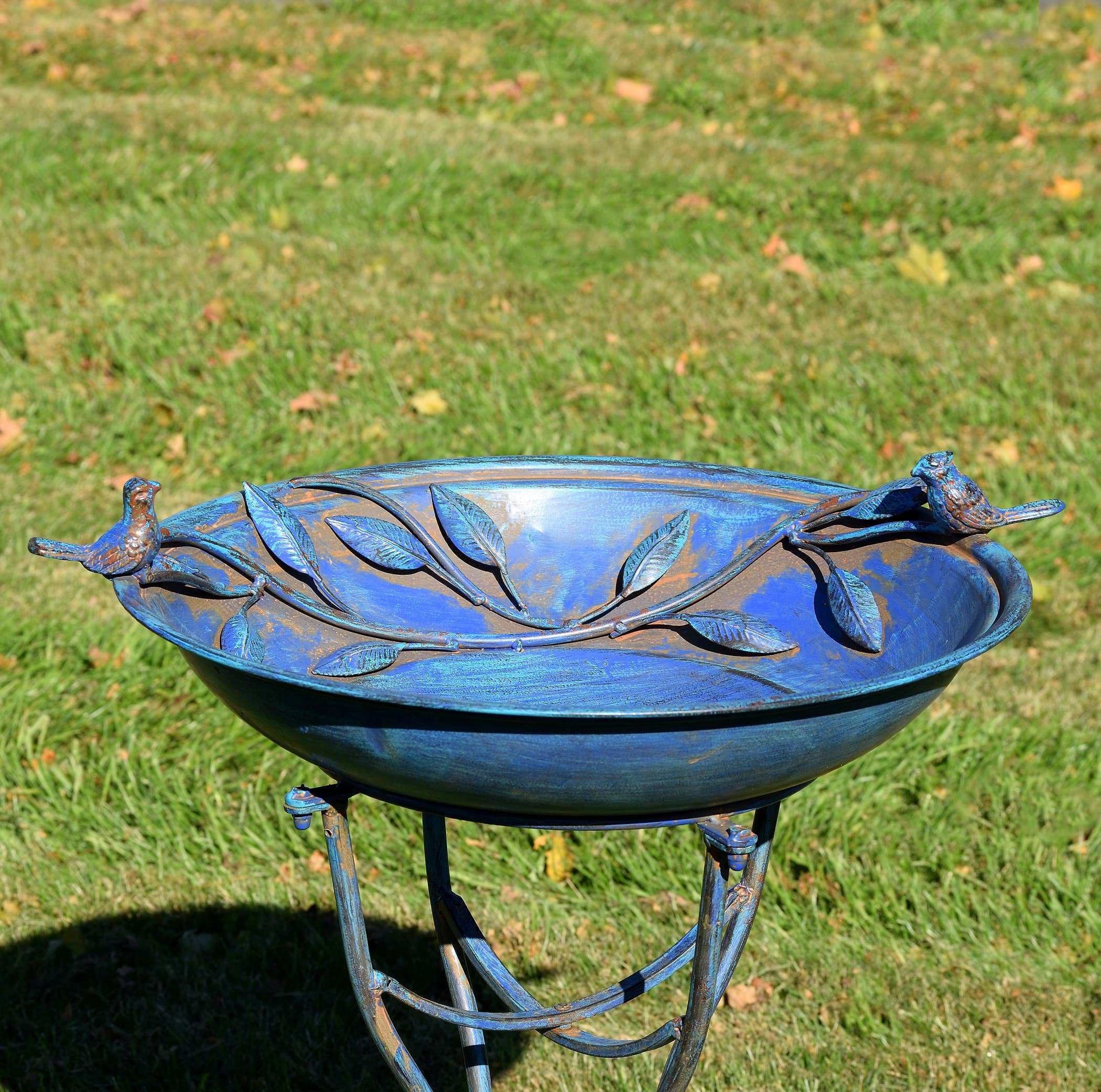 Zaer Ltd. International - Wholesale Bird Bath - "Two Birds" Iron Birdbath - 3 Color Options16