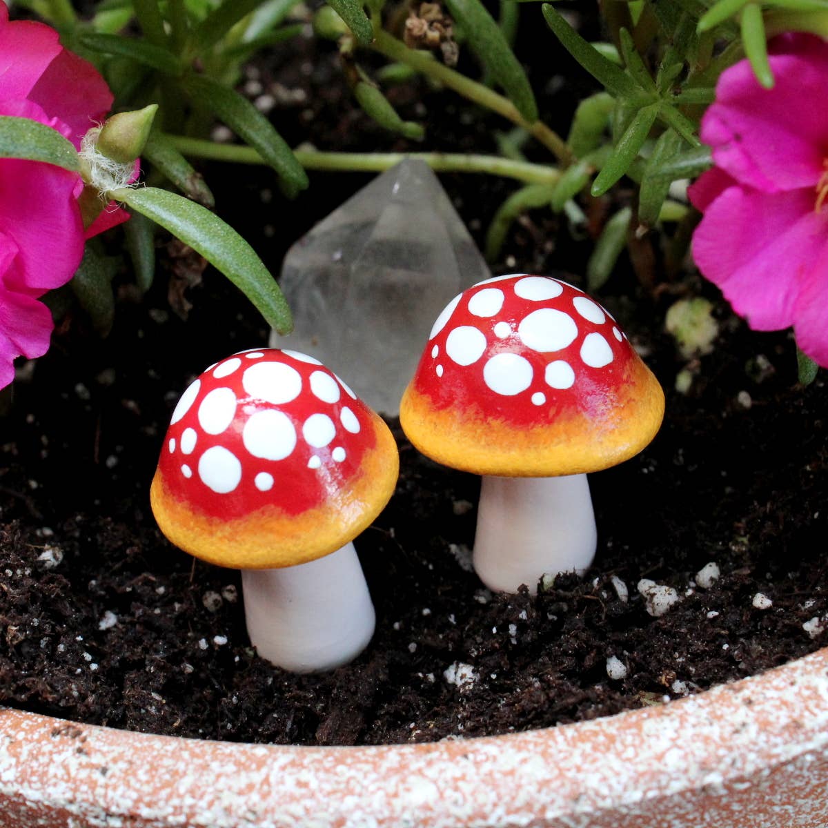 Mariposa Miniatures - Wholesale Garden/Lawn Stake - Ombre Fairy Garden Mushroom3
