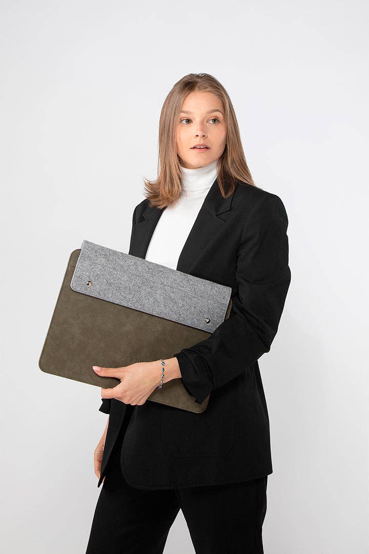 Pilatus Brand - Wholesale Laptop/tablethoes - Dames - Klassiek militair groen4