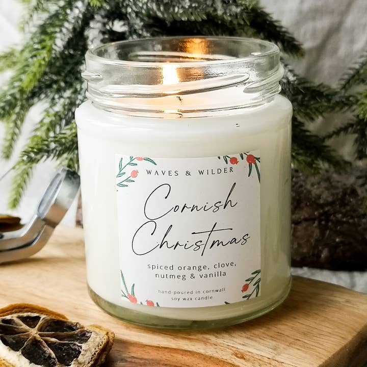 Waves & Wilder - Wholesale Pot/gevulde kaars - Cornish Kerstmis Sojakaars, Kruidige Sinaasappelgeur0