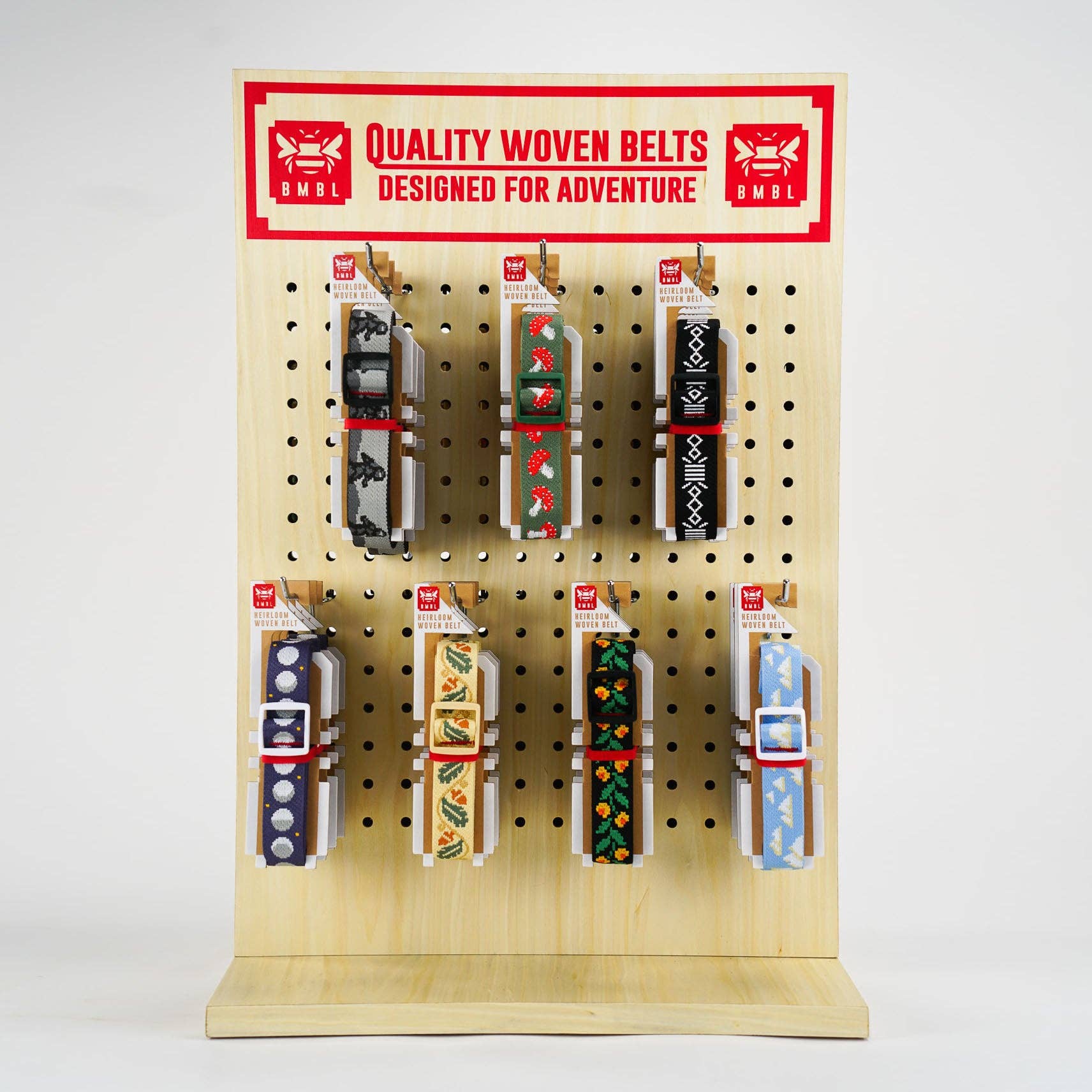 BMBL Belts - Venta al por mayor Expositor- Accesorios - Expositor de madera perforada 4