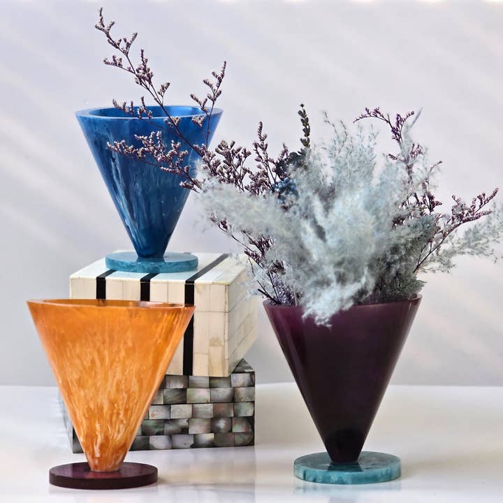 Gibb & Daan - Wholesale Vase - Handmade Multi Color Resin Flower Vases - Dry Flowers Pot