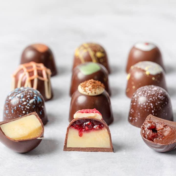 Chococo – wholesale Chocolate box – 16 Piece Chocolate Selection Box2