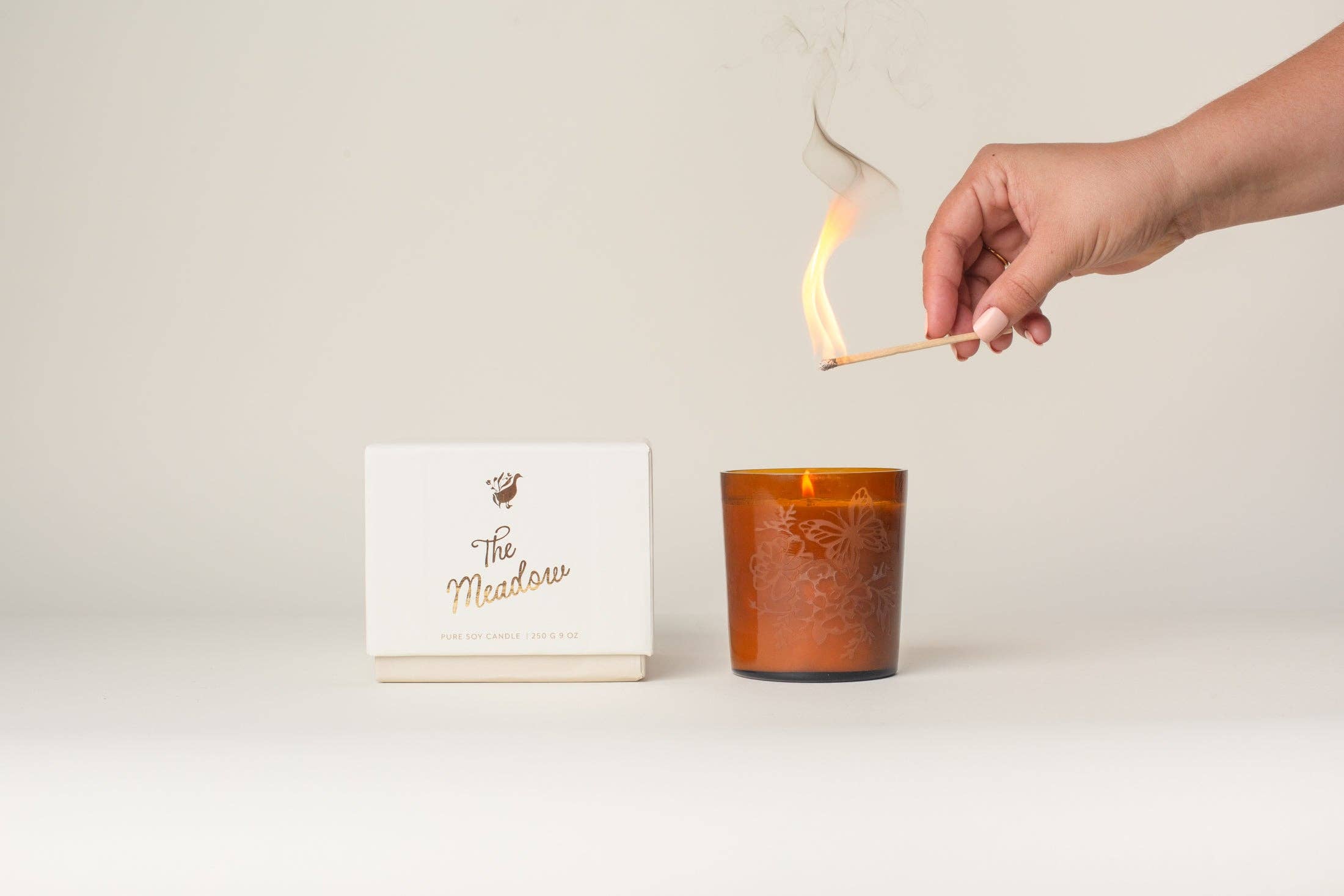 Flowerie - Wholesale Jar/filled candle - The Meadow Candle | Soy Wax Amber Glass Gold Foil Floral Box