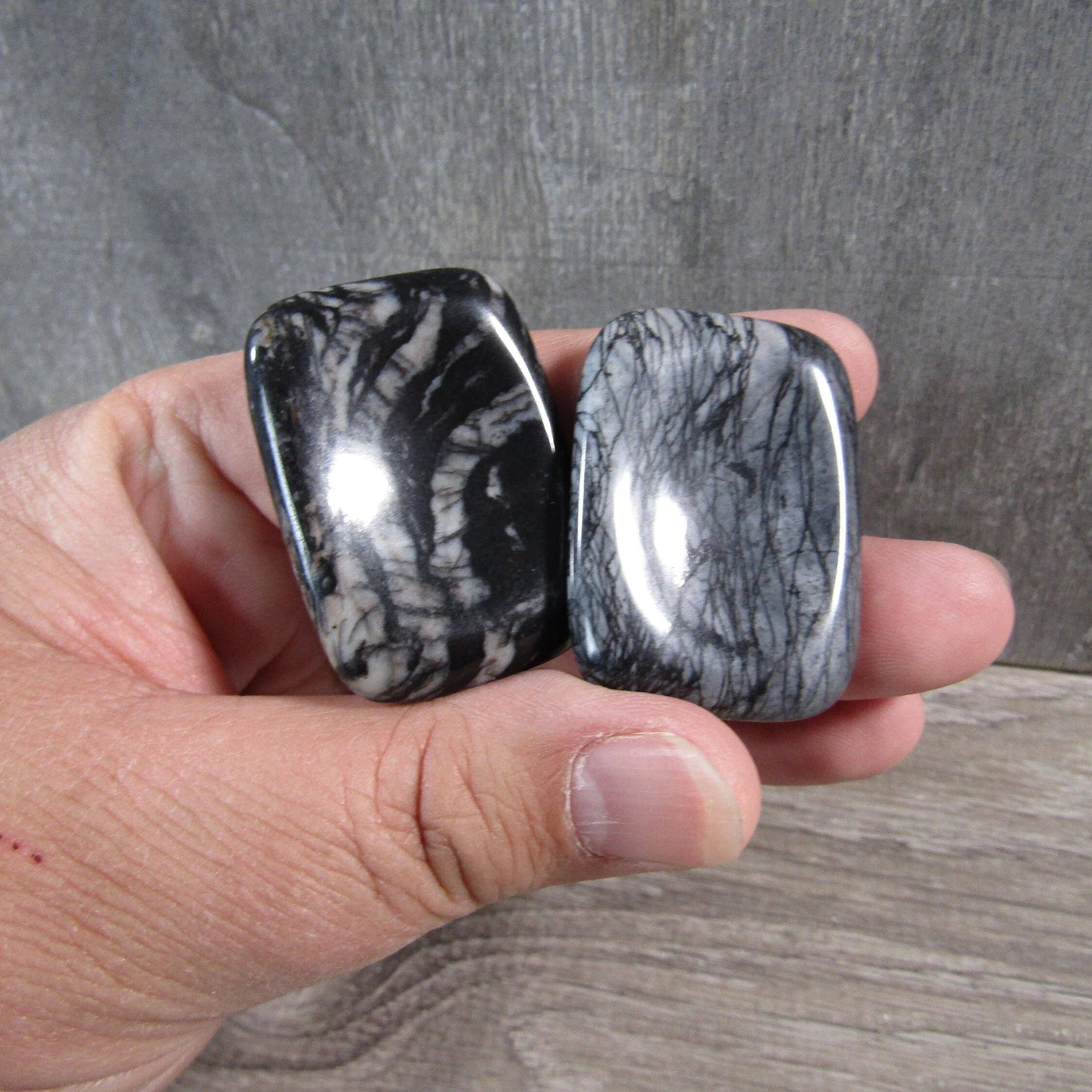 Keystone Crystals - Wholesale Spiritual Stone/Crystal - Gemstone Rectangle Worry Stones – Calming Crystals23