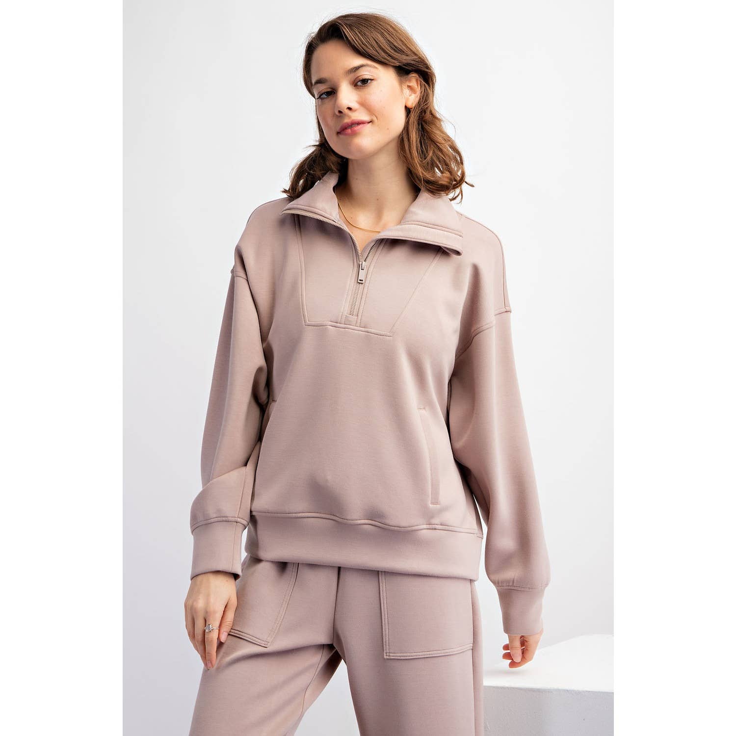 Rae Mode - Vendita all'ingrosso Felpa - Donna - PULLOVER CON COLLO A IMBUTO E ZIP A QUARTO IN MODAL SCUBA63