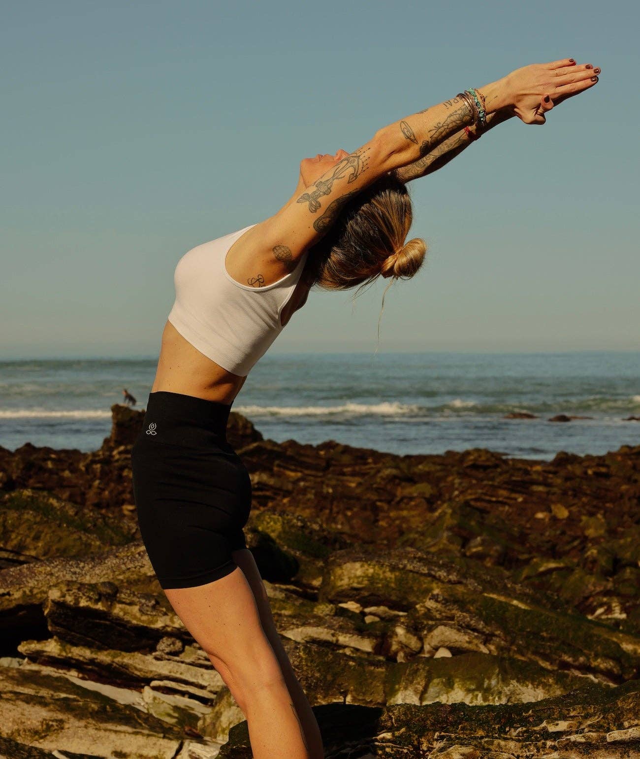 Yoga Searcher - Vente Short de sport – femme - YADU - Short en polyamide recyclé4