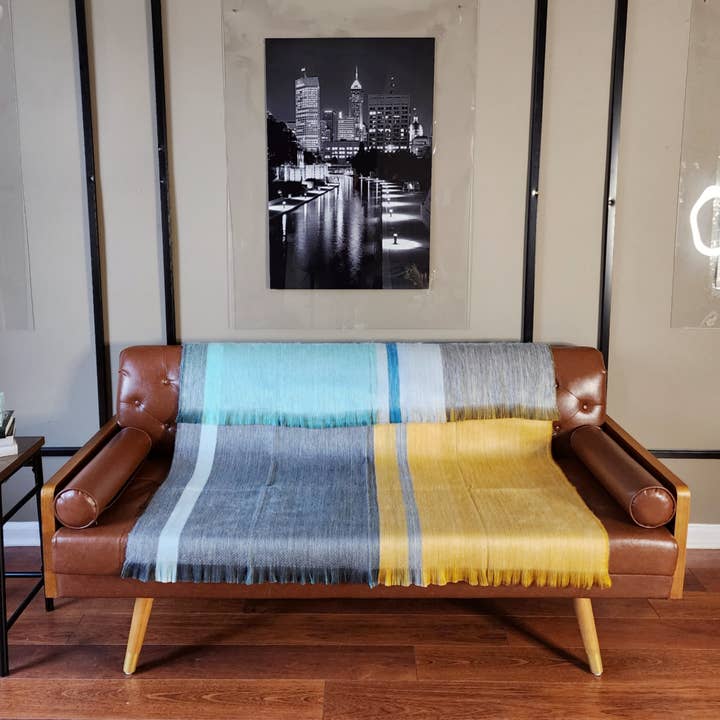 Concha - Reversible Alpaca Wool Throw Blanket for wholesale by LATITUDE ZERO GOODS