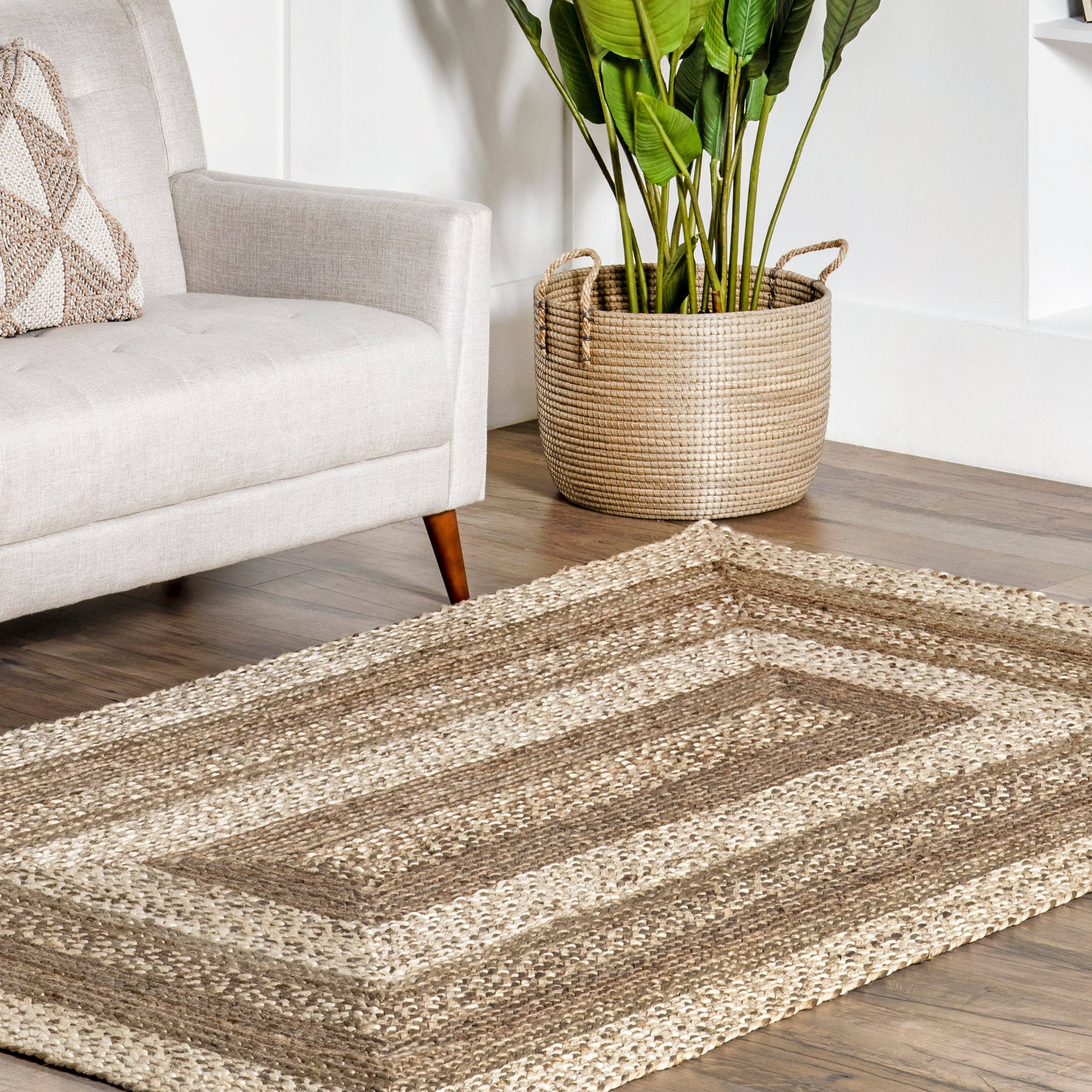 Natural Charlene Braided Border Jute Area Rug for wholesale on Faire8