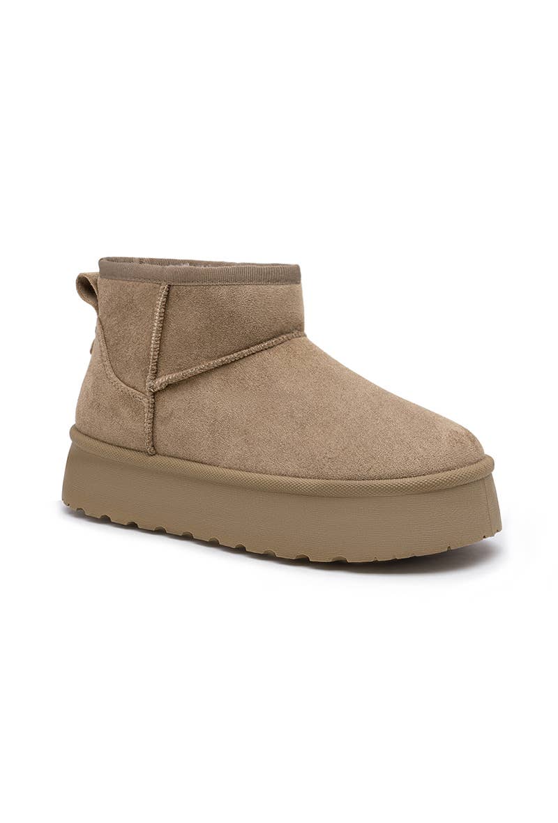 LADY GLORY – Großhandel Winterstiefel – Damen – Gefütterte Damenstiefeletten – Komfort & Wärme7