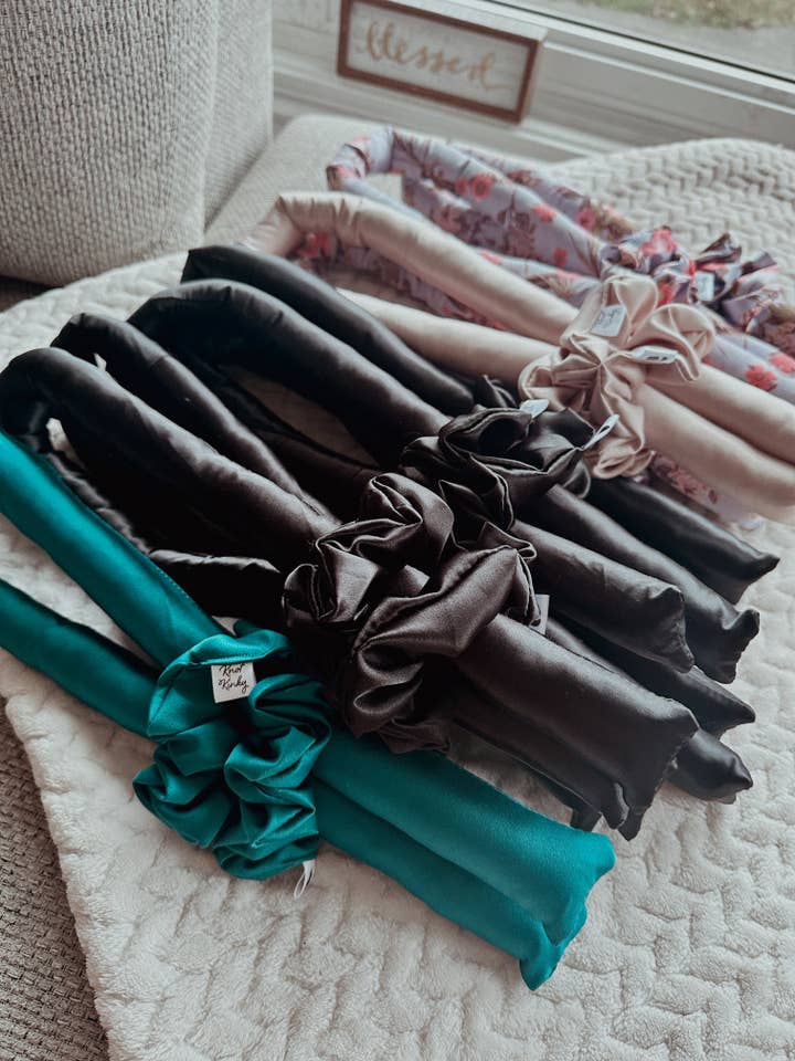 Heatless Curling Set👱🏽♀️✨ for wholesale by Knot Kinky HairTies