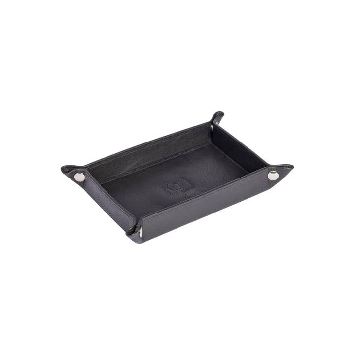 K0052AB | Rechteckige Ablageschale aus echtem Vollnarbenleder mit leichter Körnung. Farbe Schwarz. Verschluss mit Druckknöpfen in glänzender Silberoptik. Maße (geschlossen): 17 x 11 x 3 cm für den Großhandel von Kaili mood / RENATO BORZATTA - Italy since 1978 -