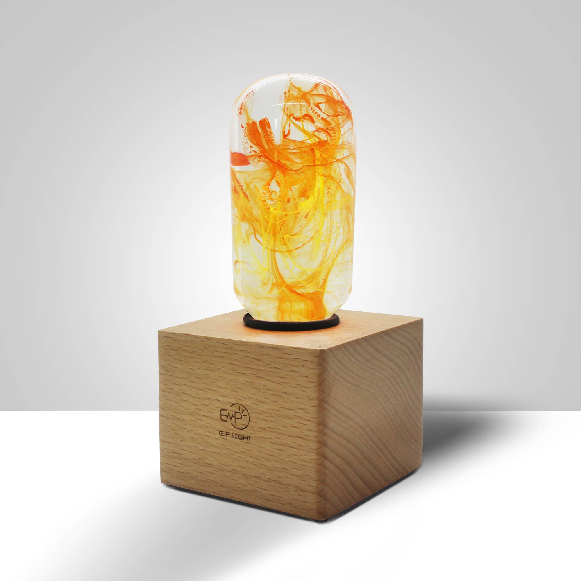 EP Design Lab - Vente Lampes d'appoint/de bureau - Lampe de bureau EP LIGHT Fancy - Ampoule LED et base1