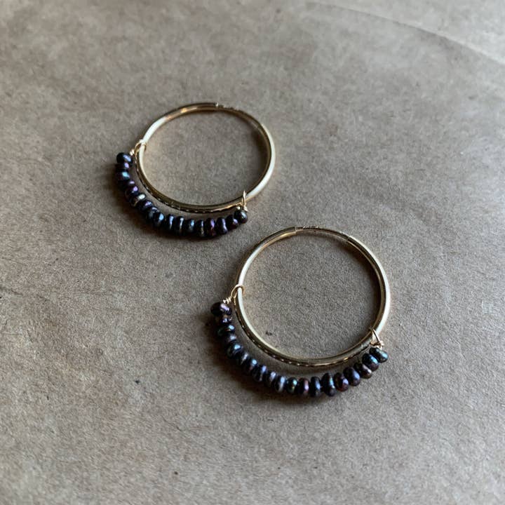 Lustre Hoops | Pérolas Traseiras & Ouro por atacado de Naked Sage