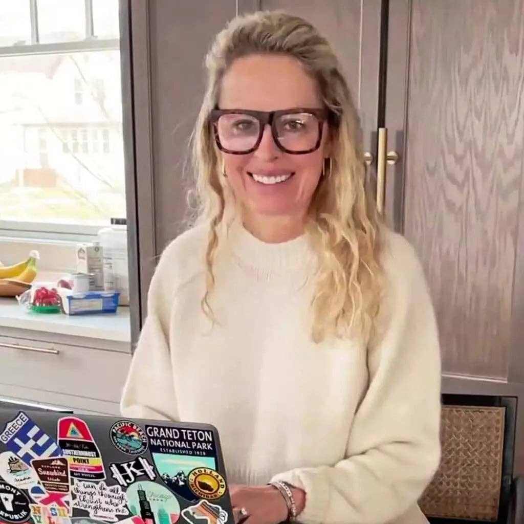 SPARE-SPECS, LLC - Wholesale Eyeglasses - Unisex - PcFab | Ready-made Readers16