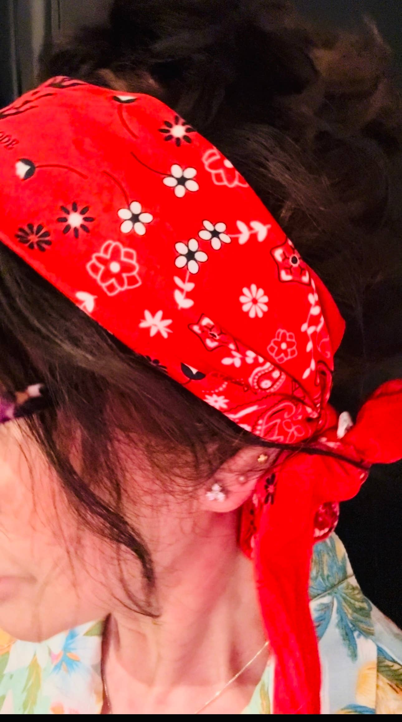 Malibu & Beyond Co /LENNOX MODE - Wholesale Bandana - Women's - Iconic classic Rock & Roll Paisley Bandana in Diamond shape!5