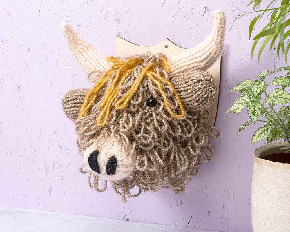 Sincerely Louise - Wholesale DIY Craft Kit - Mini Highland Cow Head Knitting Kit11