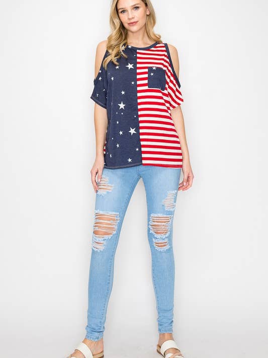 FLÅDE 10735SL524 - UDSKÆRING PÅ ÆRMESTJERNE OG STRIBET TOP for engroshandel på Faire9