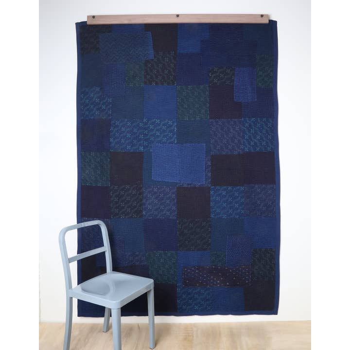 Indigo-gefärbt Übergefärbte Patchwork-Steppdecke aus indigofarbener Baumwolle für den Großhandel auf Faire