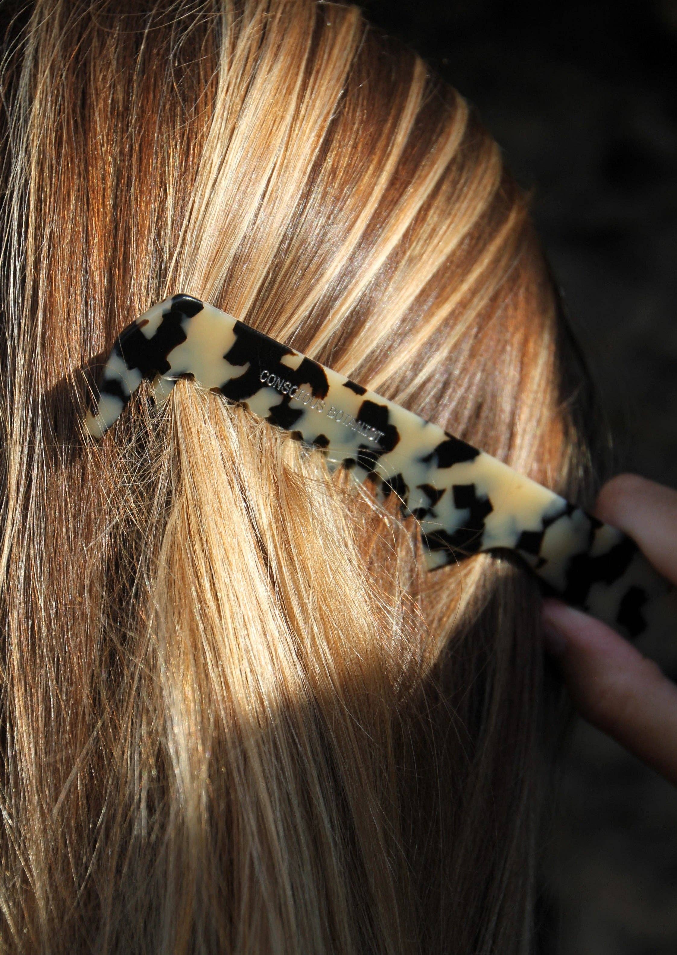 Conscious Botanist – wholesale Hårborste/kam – Handgjord kam av 100 % växtbaserad cellulosaacetat1