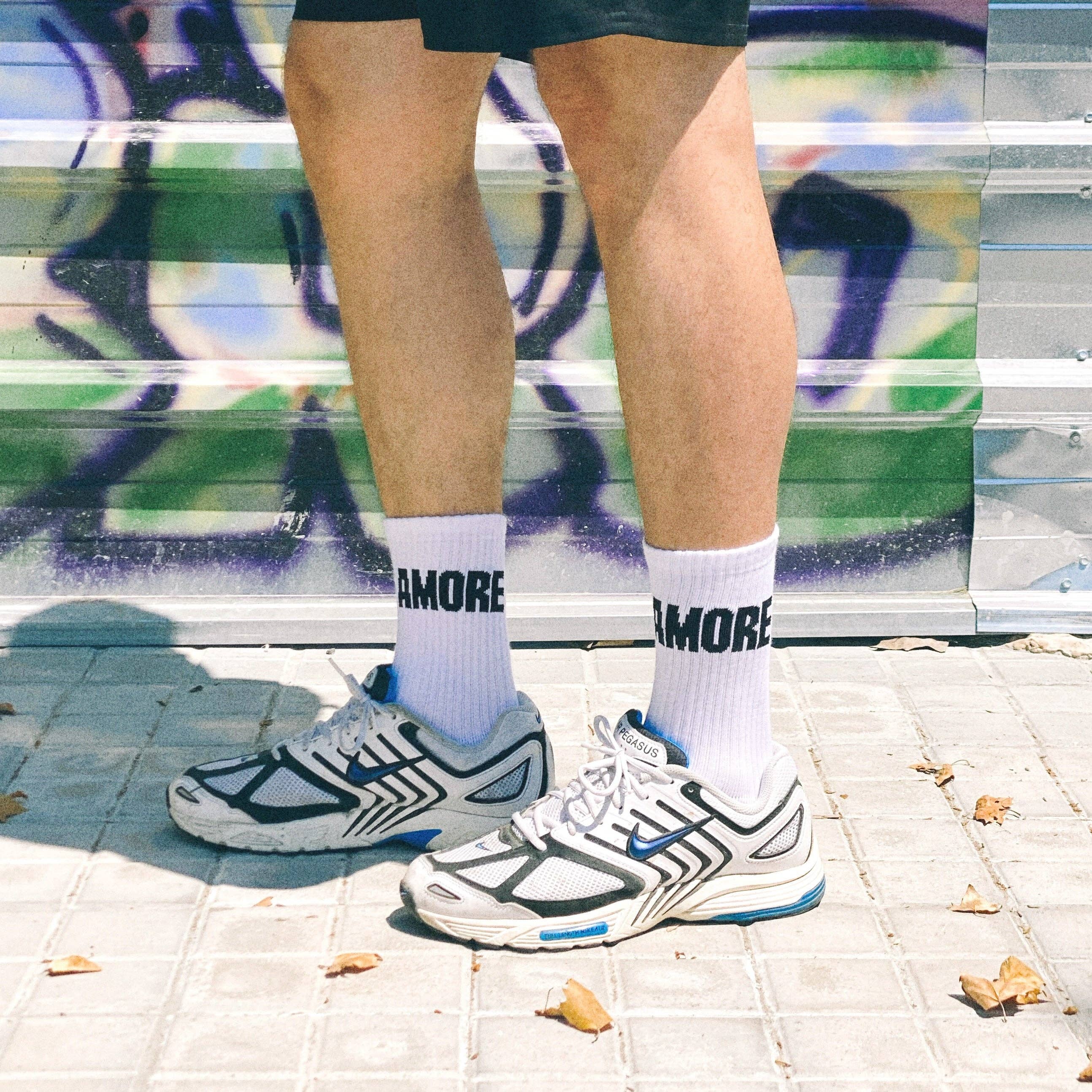 NAVUCKO – wholesale Strumpor - Unisex – Strumpor AMORE, färg Svart/Vit1