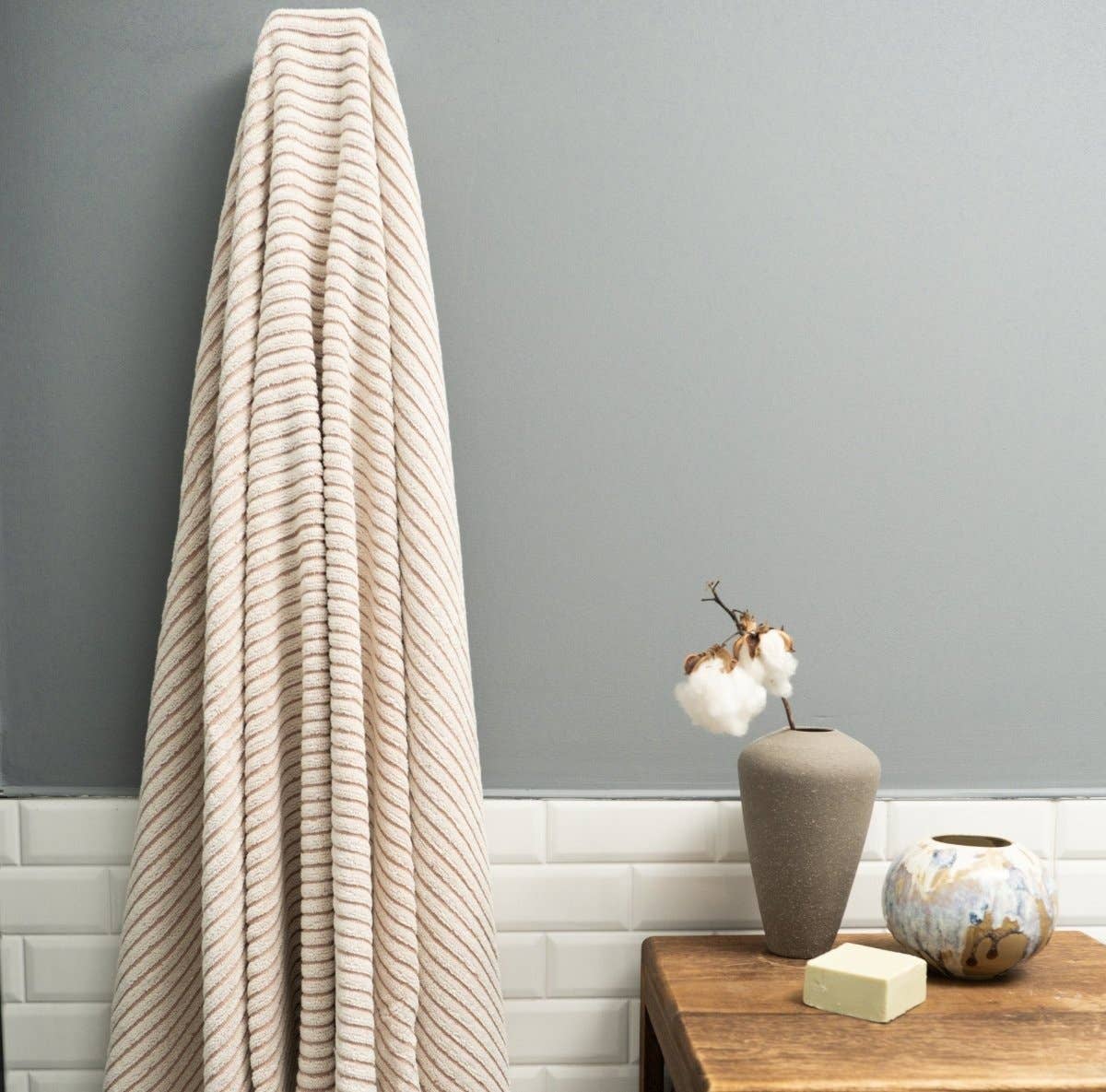 Primitive - Wholesale Badhanddoek - OUTLET - Ovella grote badhanddoek W0110