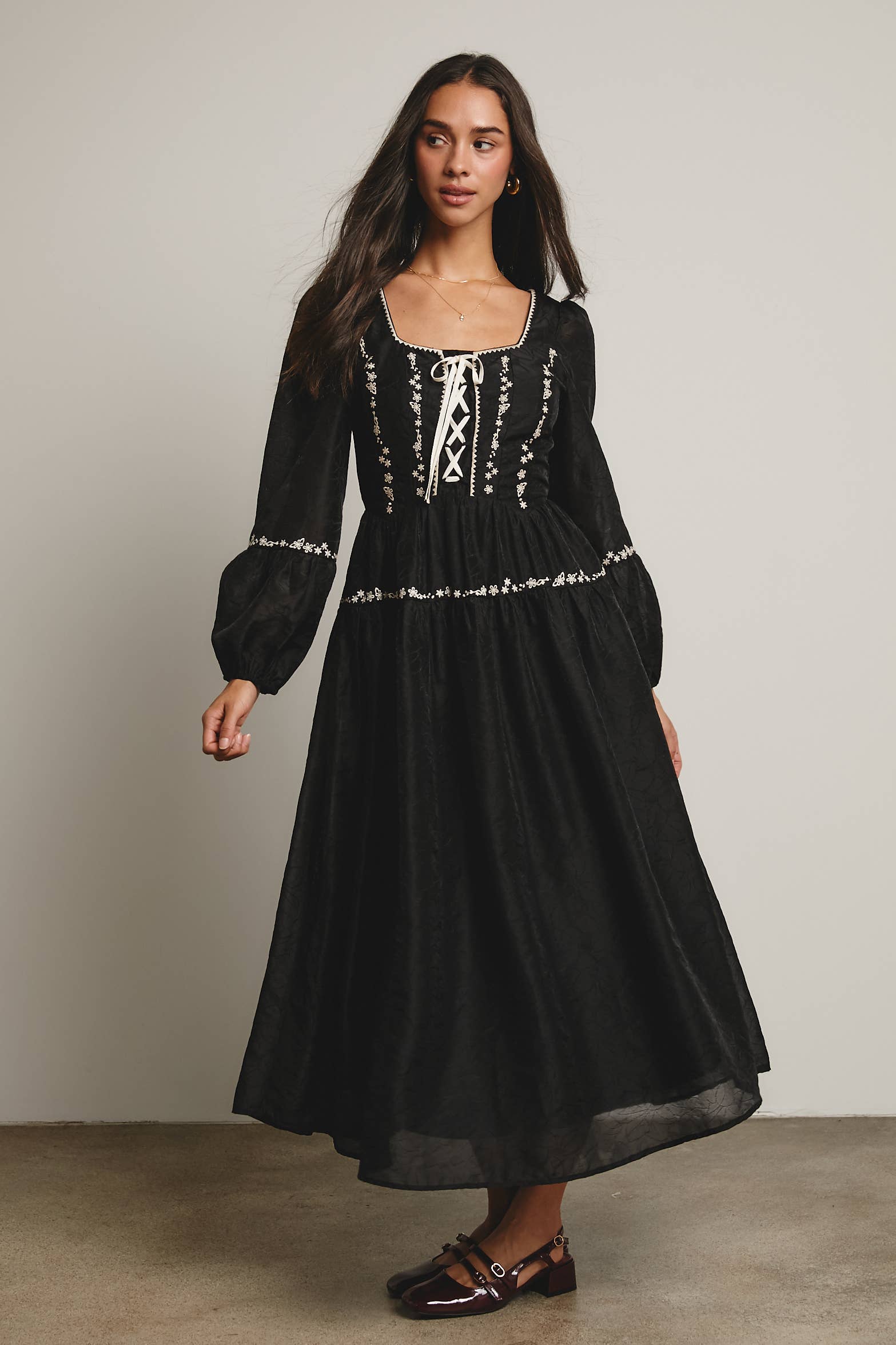 Black Floral Jacquard Corset Midi Dress FD0006 for wholesale on Faire9