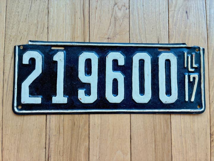 1917 Illinois License Plate - Repainted/ Damage on Top Corners for wholesale by RusticPlates
