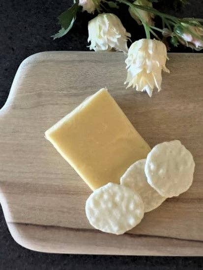 Small Rectangle 'Paddler' Serving Board with Handle - with Engraving Australian Made for wholesale by True Edge Designs