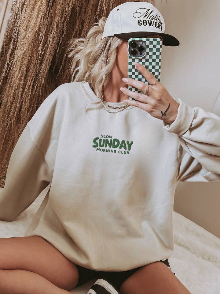 P E T I T R U E - Wholesale Sweatshirt - Women's - Slow Sunday Minimalist Embroidered Sweatshirt 1