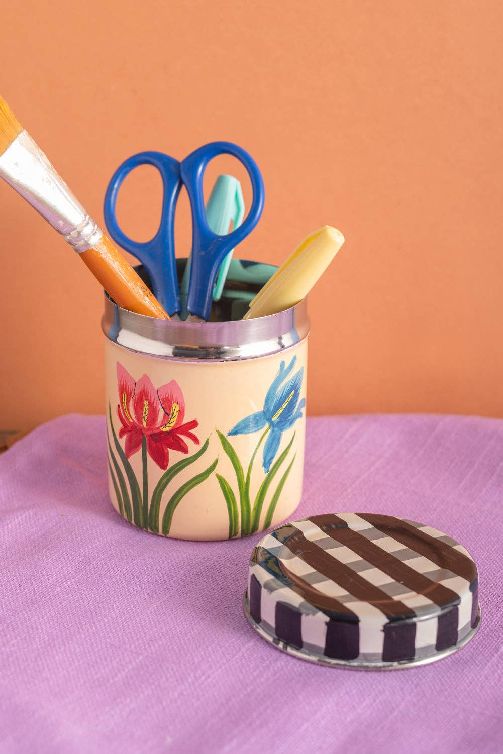 Ian Snow Ltd - Wholesale Kitchen storage/organiser - Orchids on Blush Spice Tin2