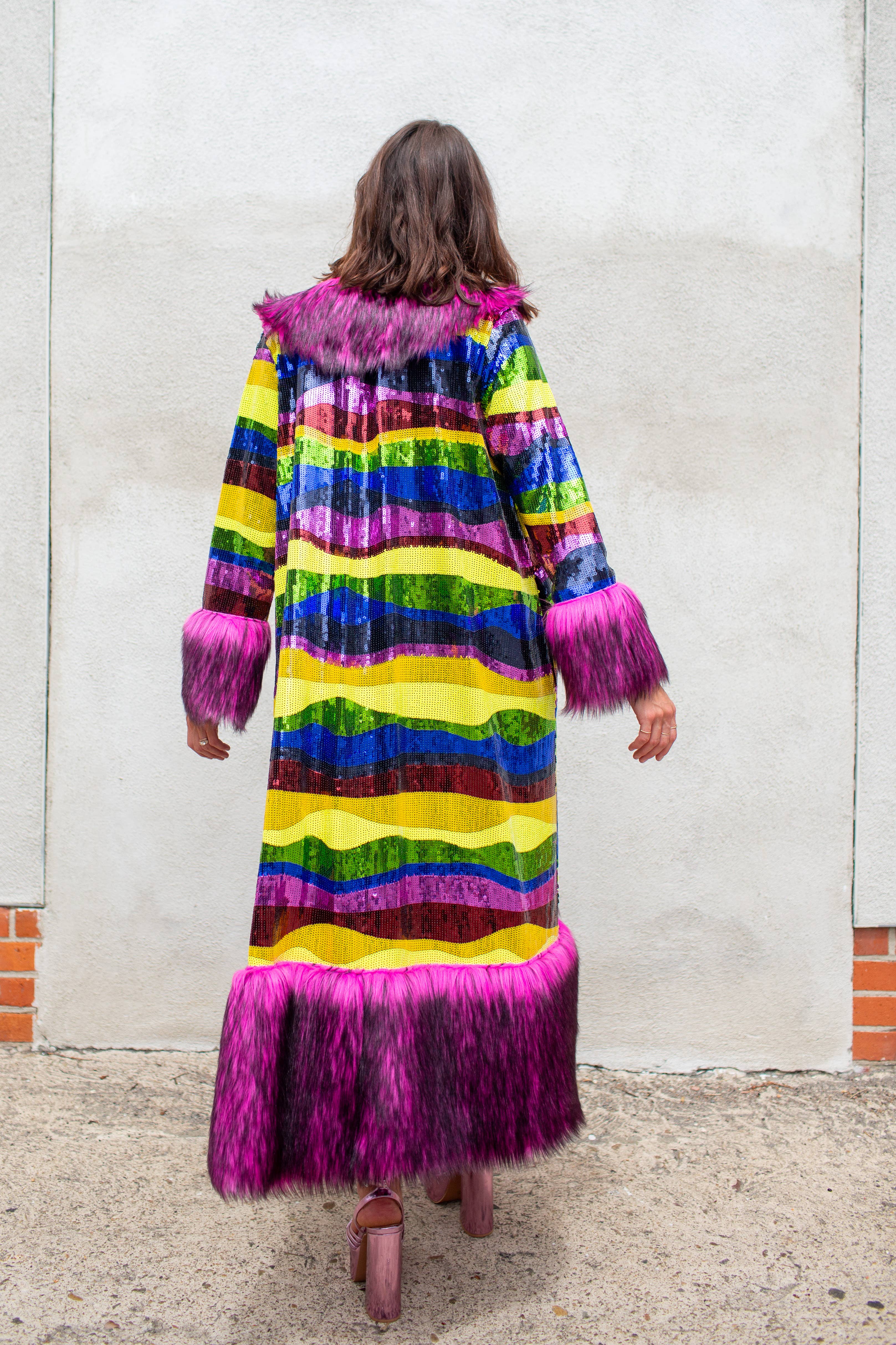 Jennafer Grace – Engroshandel Jakke - Dame – Penny Deluxe regnbuevej jakke i imiteret pels1