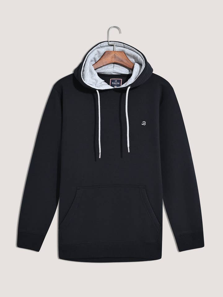 Sweat à capuche en polaire uni noir pour la vente par Brian Oak Limited