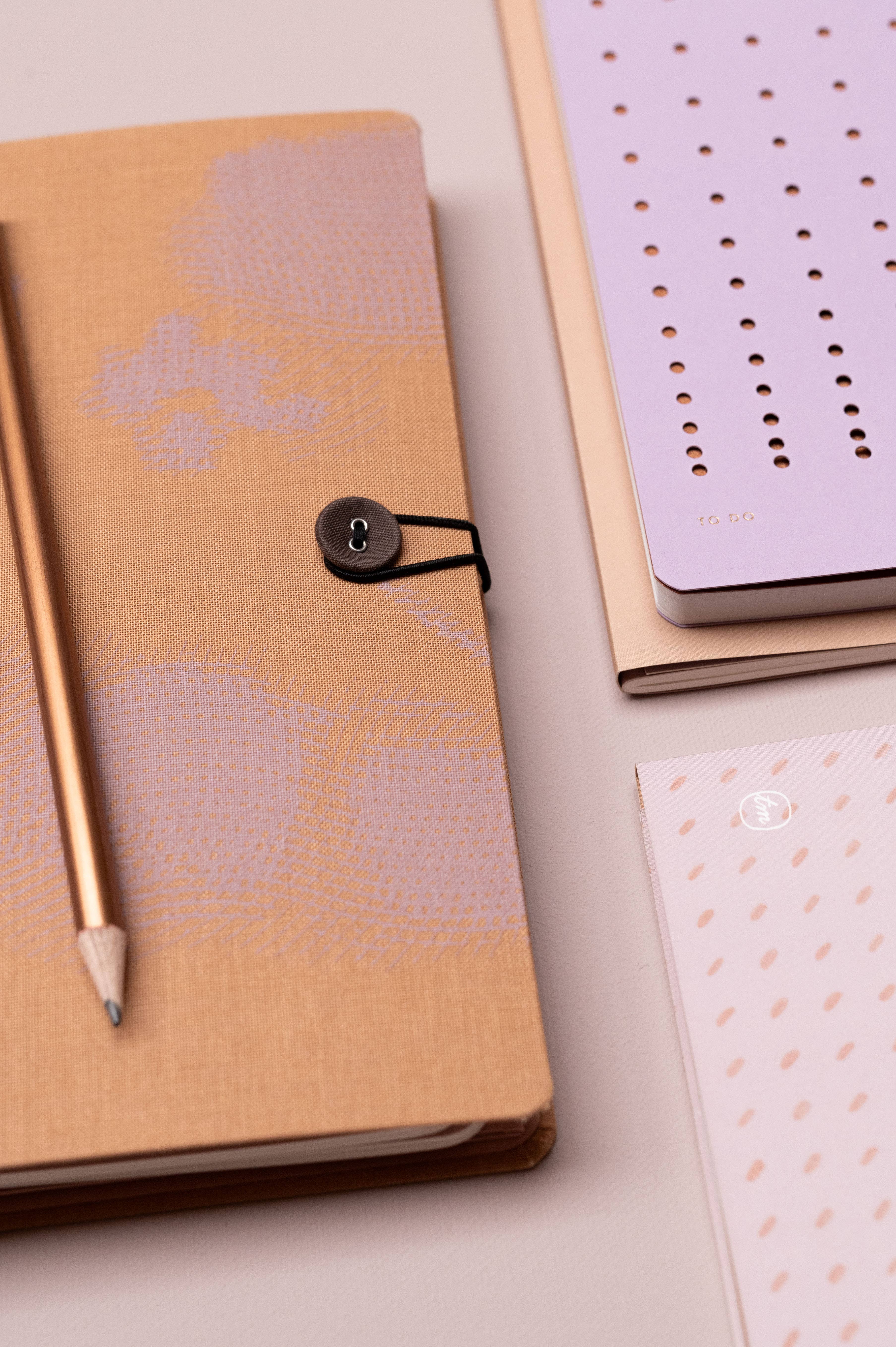 Tinne Mia - Wholesale Notebook - Notebook with button - linen - Orchid Honey - FSC Mix3