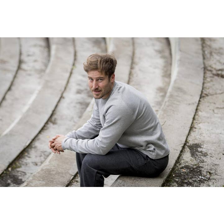 Men's Fleece Sweatshirt SLX and other Purchase Wholesale sudaderas hombre. Free Returns & Net 60 Terms on Faire trending on Faire.