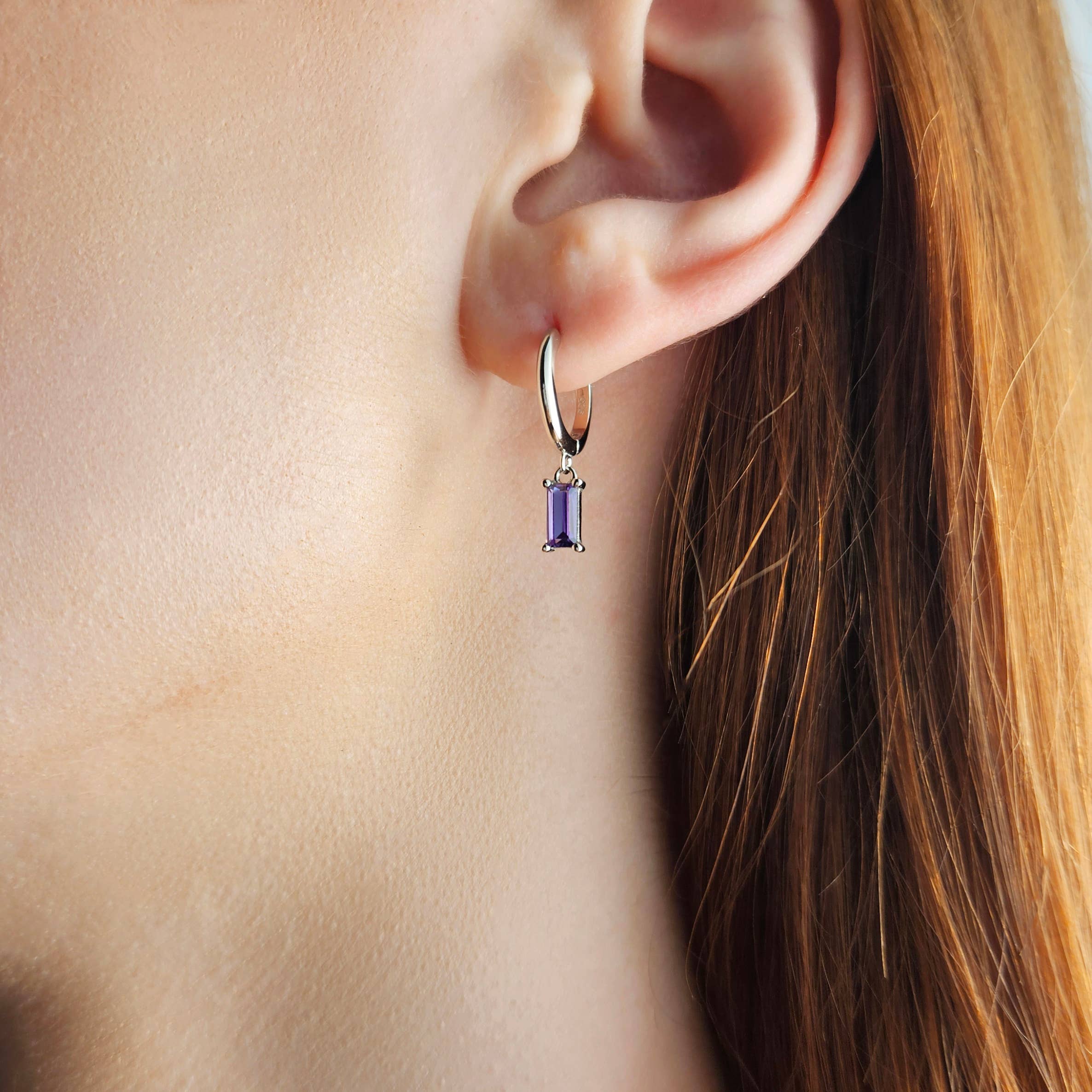 HolyBang Jewels - Vente Petits anneaux - BOUCLES D'OREILLES PENDANTES EN AMÉTHYSTE TAILLE BÉGUETTE - E-HT1508AMETHYST3