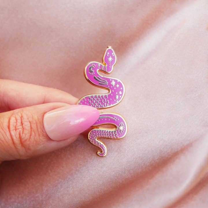 MALICIEUSE – alfinete de lapela por atacado – Pin de cobra rosa3