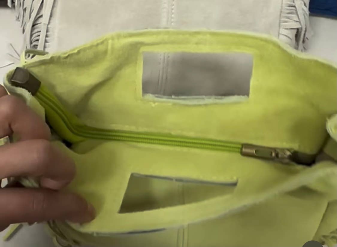 JIJOU CAPRI - Wholesale Crossbody Bag - Women's - STFR Italian Green Fringed Suede  Crossbody Bag JIJOU CAPRI1