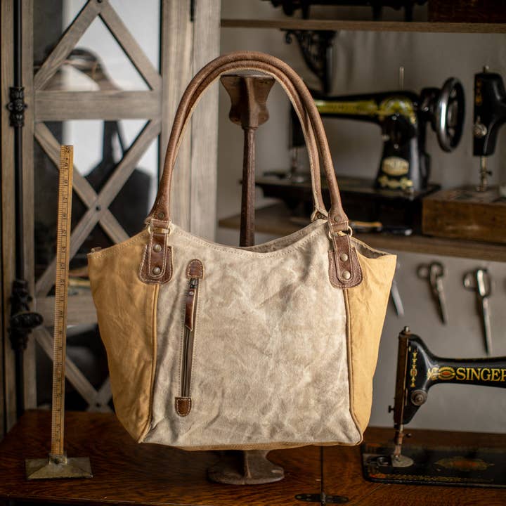 TAKENYA - Wholesale Tote Bag - Women's - All Your Ways Recycled Canvas Handbag5