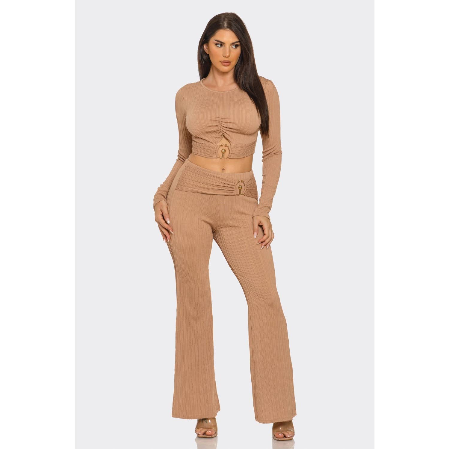 DORCAS – Conjunto de top e calça (roupa NÃO Casual) - Mulher por atacado – Conjunto de Top com Recortes e Anel Metálico e Calças com Franzido0