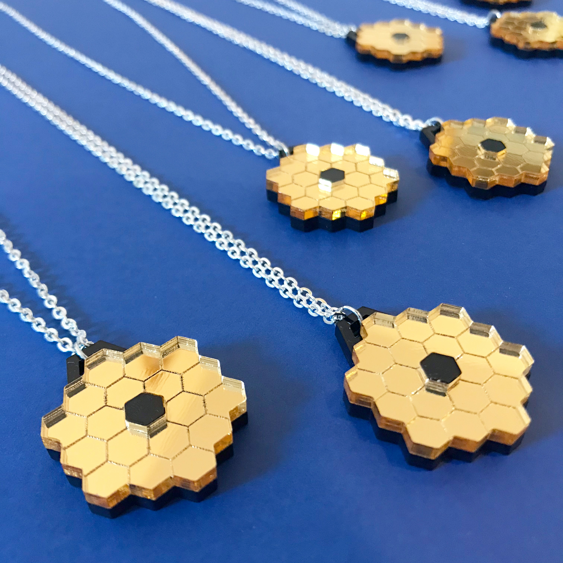 Cepheid Studio - Vendita all'ingrosso Collana con ciondolo/pendaglio - Collana JWST2