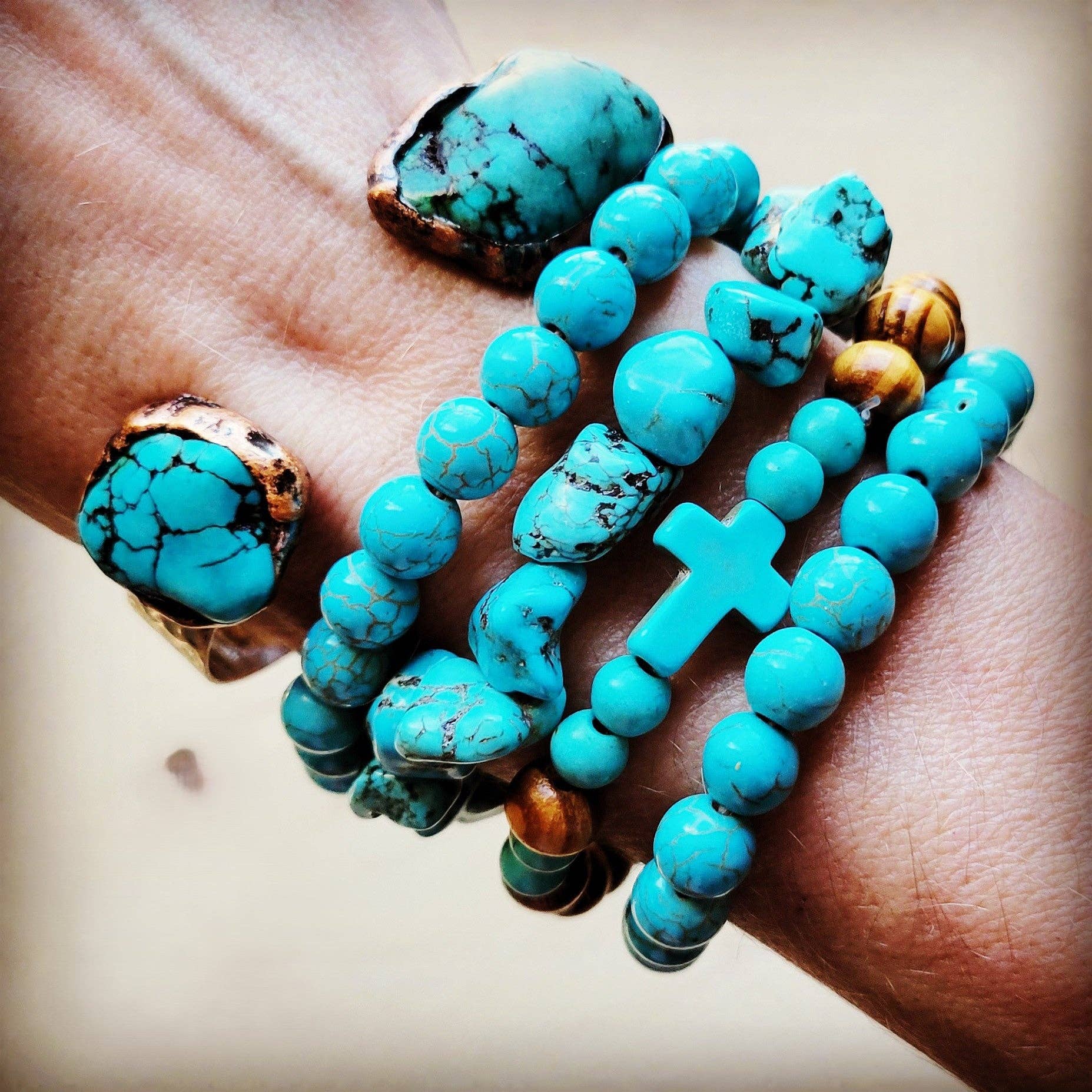 The Jewelry Junkie - Wholesale Cuff Bracelet - Genuine Natural Turquoise Cuff Bangle Bracelet 806t5